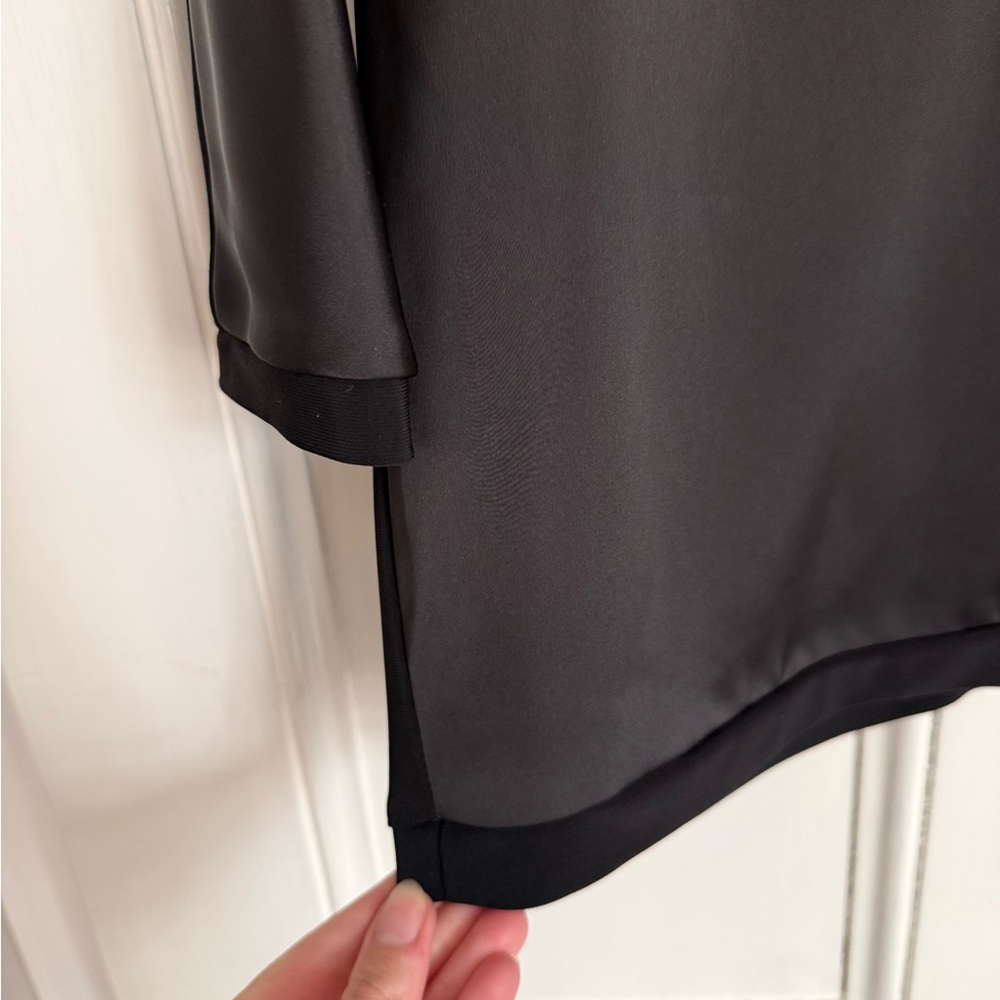 NWT - Joseph Ribkoff - Black Long-Sleeve Crewneck Top - size 6 - Picture 5 of 8